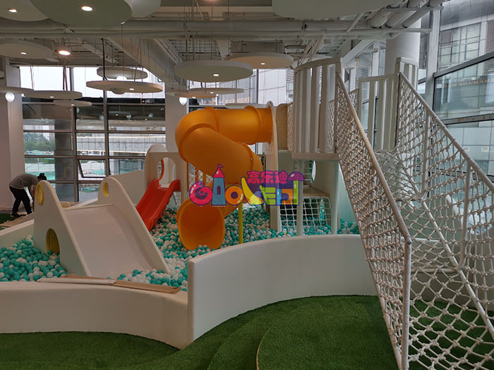 海洋球滑滑梯 海洋球滑滑梯
