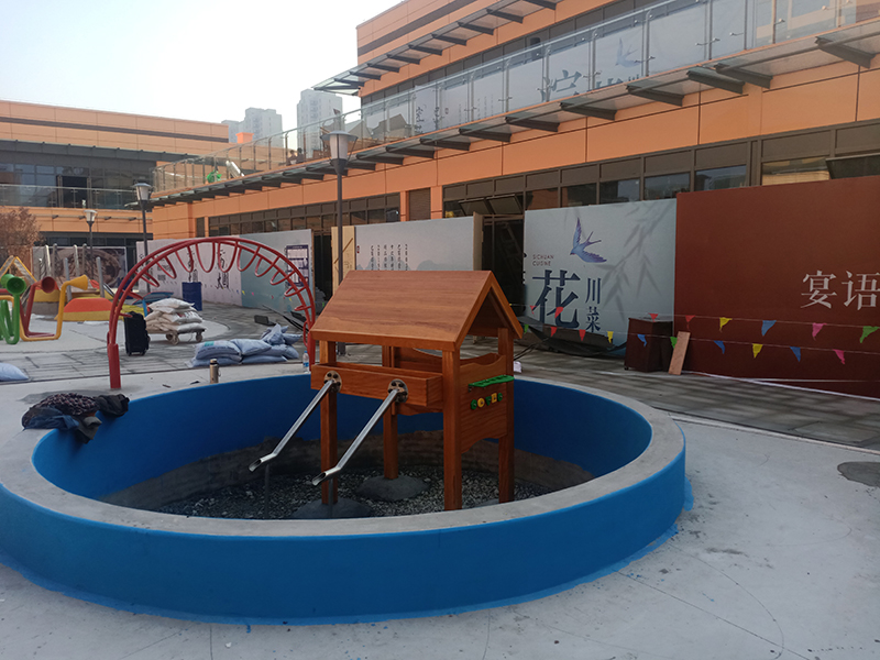 不锈钢滑梯——苏州工业园区兆佳巷邻里中心儿童娱乐休闲区 不锈钢滑梯——苏州工业园区兆佳巷邻里中心儿童娱乐休闲区